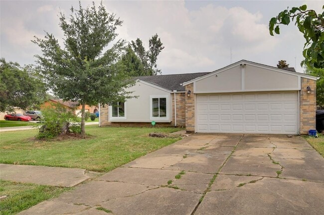 Building Photo - 15803 Pryor Dr