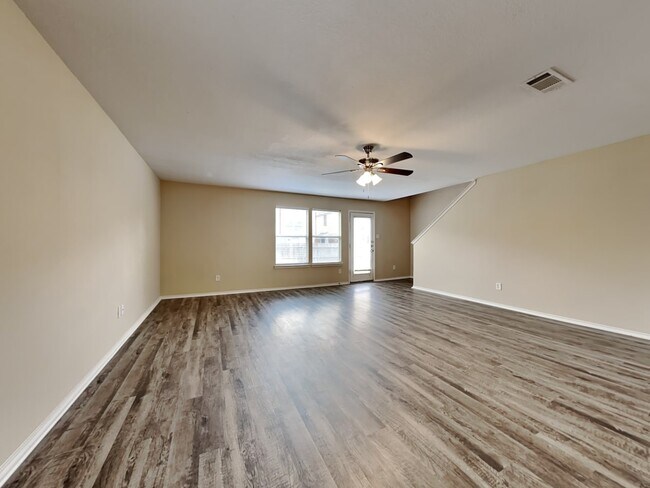 Foto del edificio - 10408 Hideaway Trl