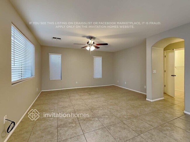 Foto del edificio - 42695 W Anne Ln