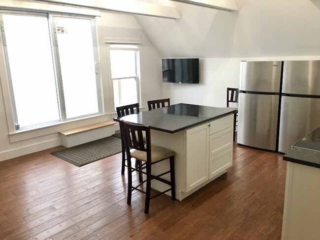 Foto del edificio - 68 Gilman St