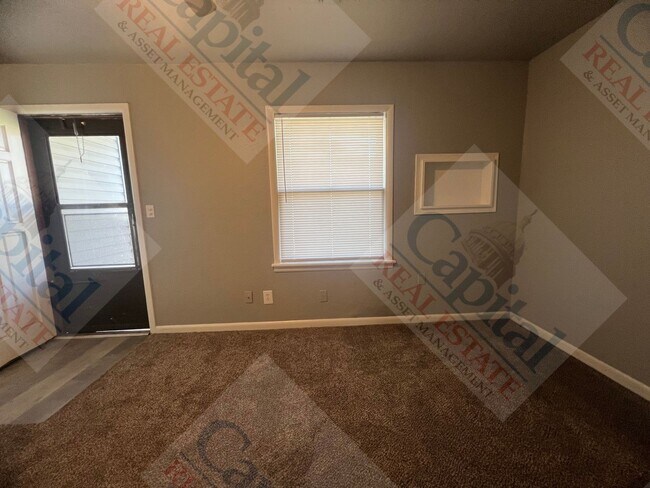 Foto del edificio - Lovely 3 Bedroom