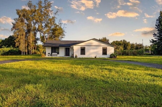 Photo - 5989 Coconut Blvd (West Palm Beach, FL) House