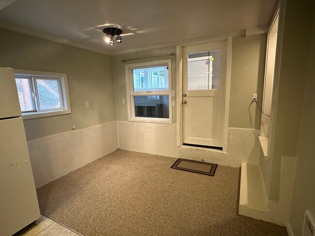 Foto del edificio - 3913 Densmore Ave N