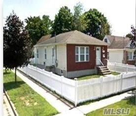 Primary Photo - 102 Pierson Ave