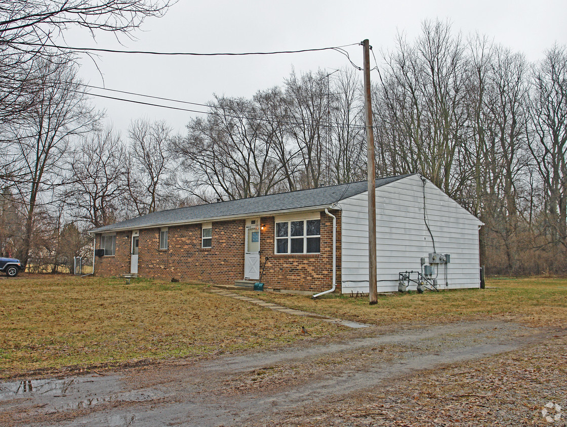 Building Photo - 3329-3339 Upper Valley Pike