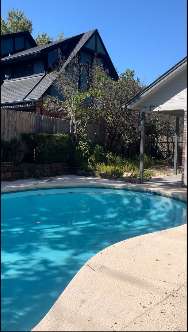 Foto del edificio - Gorgeous Pool Home w/ 4bd /2.5ba/Fireplace