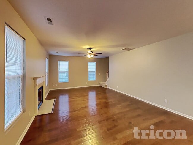 Foto del edificio - 1741 Timber Cove Ct