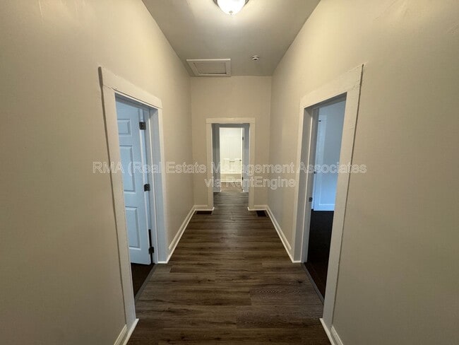 Foto del edificio - 525 N 8th St