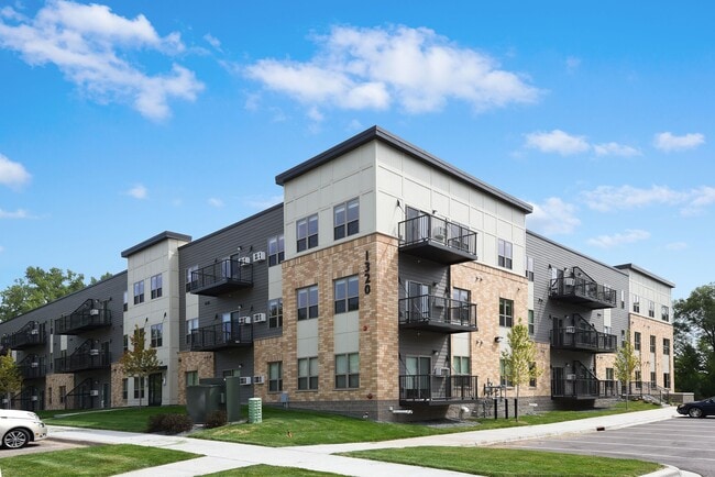 Building Photo - Glen Pond Addition