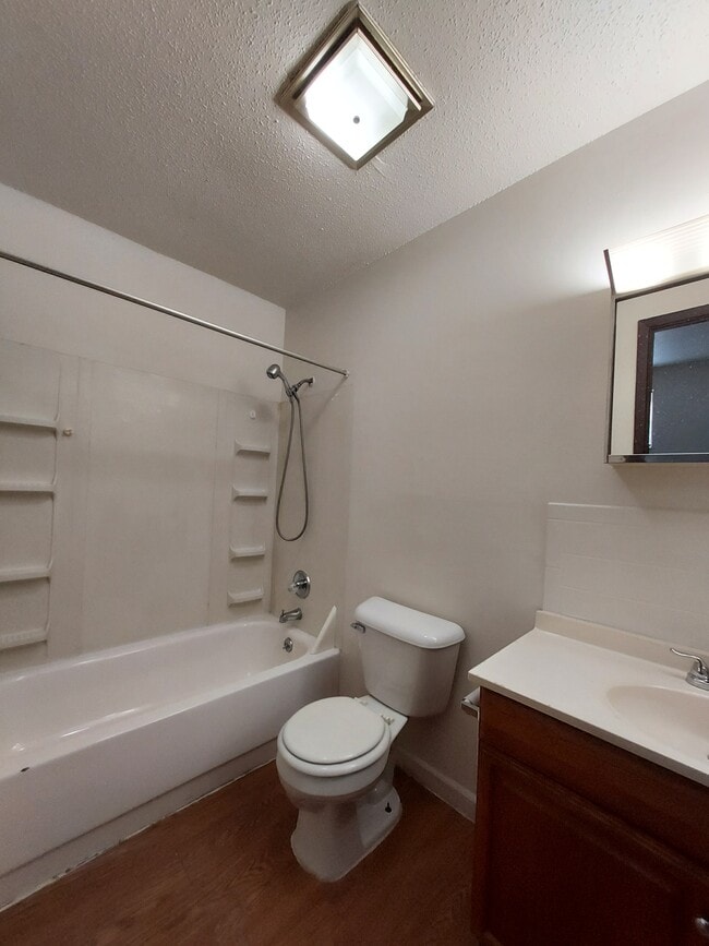 Building Photo - 47 Spring St