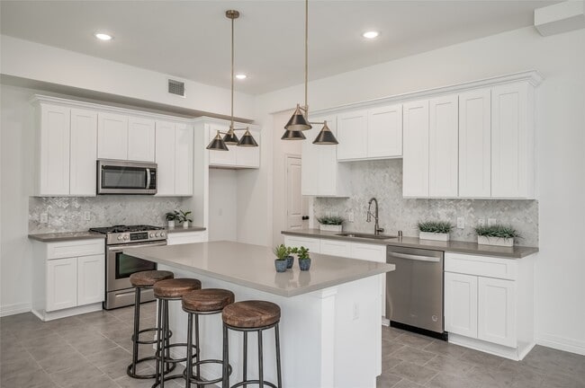 Building Photo - 3406 Talia Wood Ct