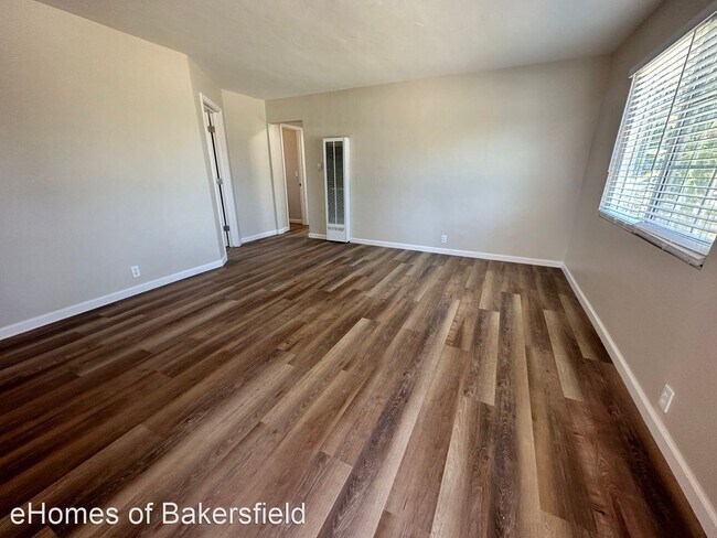 Building Photo - 3 br, 1 bath House - 2713 Karen Pl