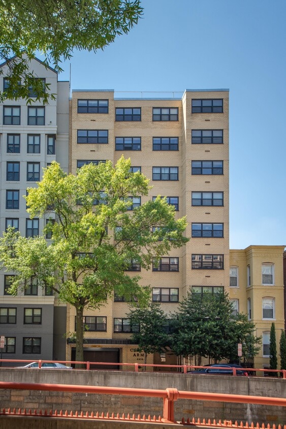 Photo - Circle Arms Apartments