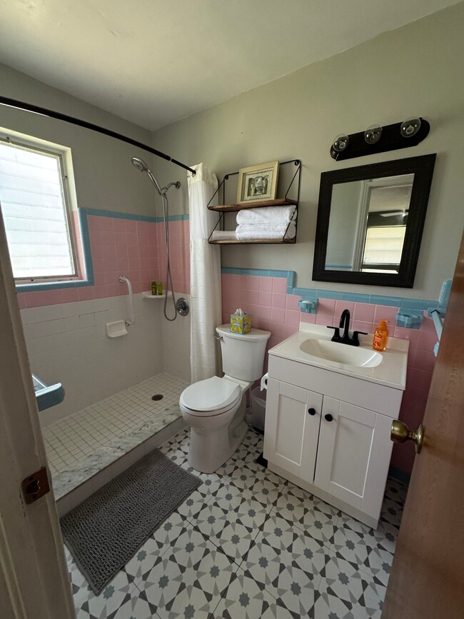 Foto del edificio - 701 Chicago Ave