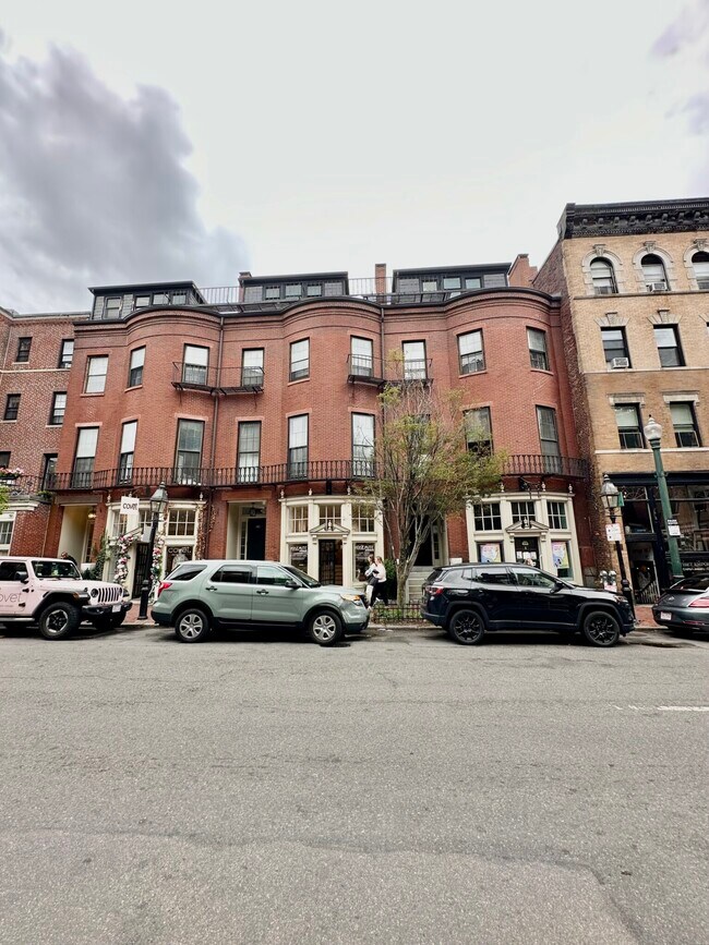 Foto del edificio - 105 Charles St