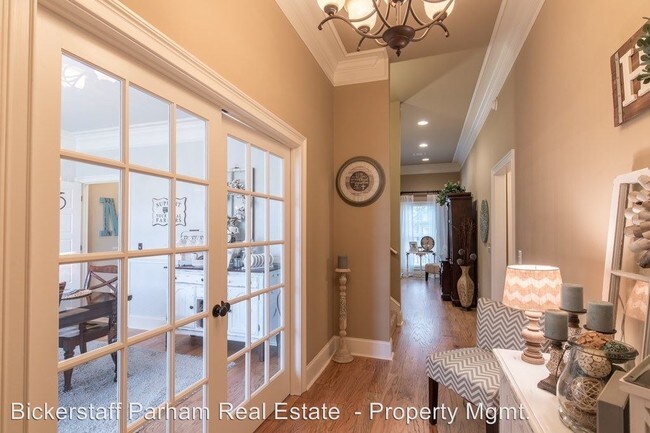 Foto del edificio - 2708 Sawgrass Ln