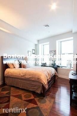 Primary Photo - 460 Harrison Ave