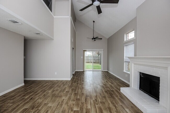 Foto del edificio - 8500 Charleston Ave