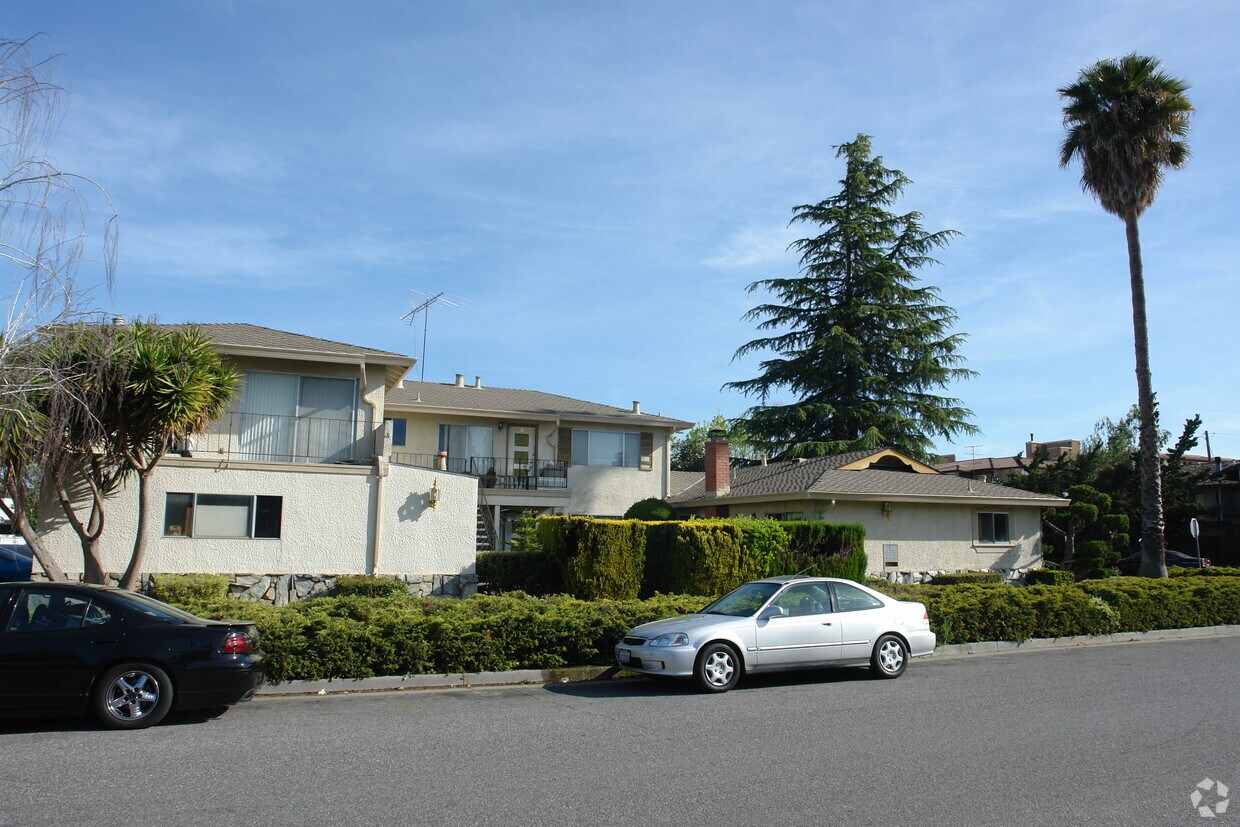 Building Photo - 849 Opal Dr
