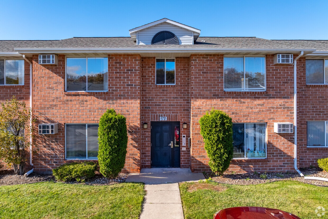 Foto principal - Green Brook Heights