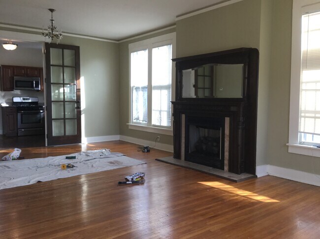 Foto del edificio - 2221 S Spring St