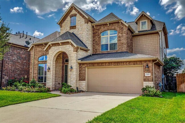 Building Photo - 7207 Avalon Aqua Way