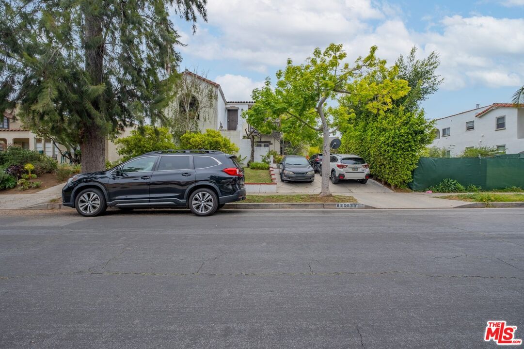 Foto principal - 8316 4th St