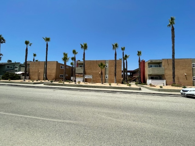 Primary Photo - 5235 W Wooley Rd