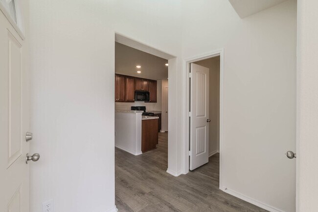 Building Photo - 14007 Mack Wood Trl