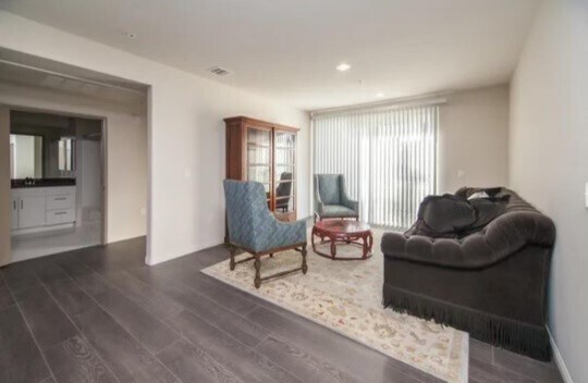 Foto del edificio - Sherman Oaks Place