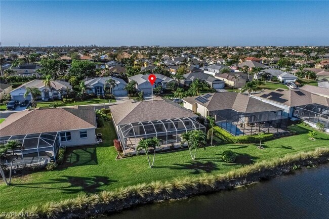 Building Photo - SPACIOUS 3 BEDROOM HOME READY TO WELCOME YOU
