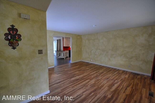 Building Photo - 3 br, 2 bath House - 1761 Dietz Lp NW