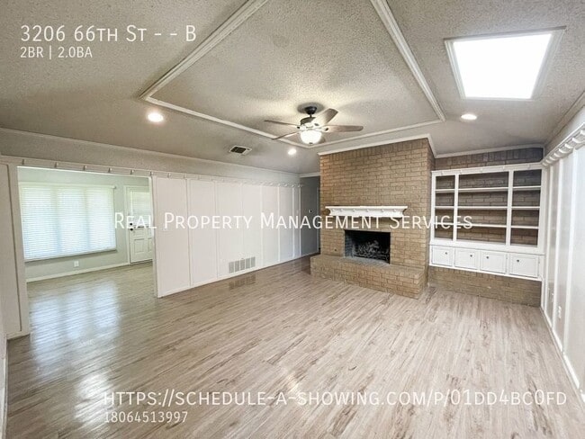 Building Photo - Beautiful 2/2 Home! Water Bill Included in...