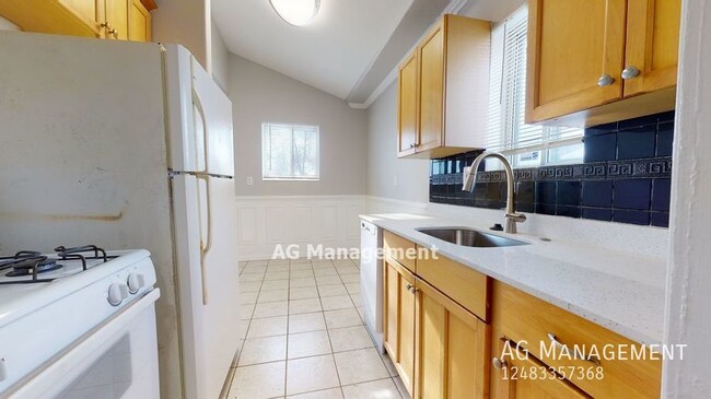 Foto del edificio - 122 W Cornell Ave