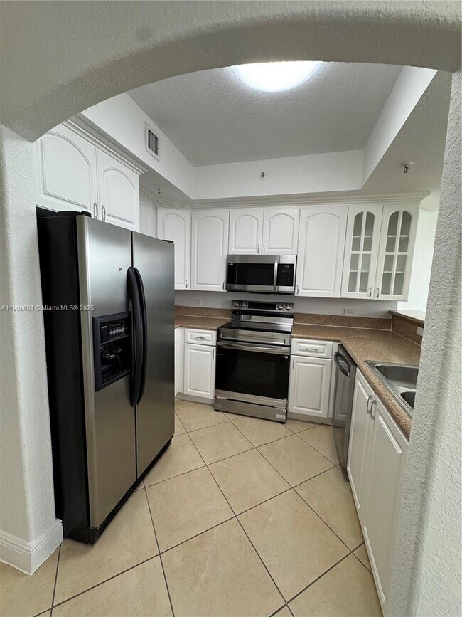 Foto del edificio - 2301 SW 27th Ave