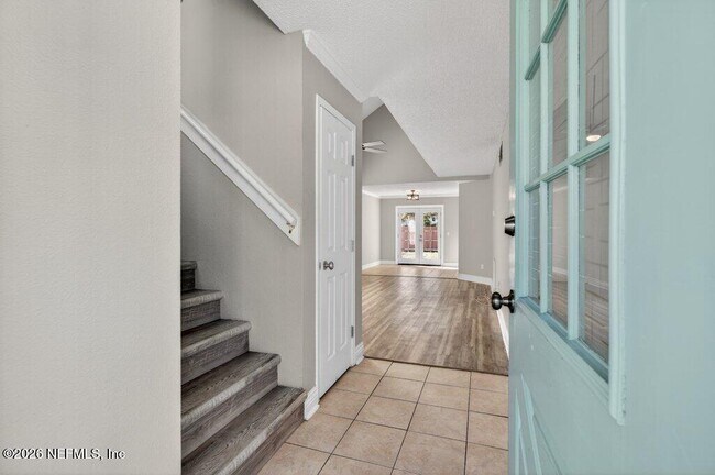 Foto del edificio - 518 Tuxedo Ct