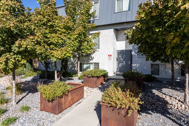 Foto del edificio - Windsor Salt Lake City Apartments