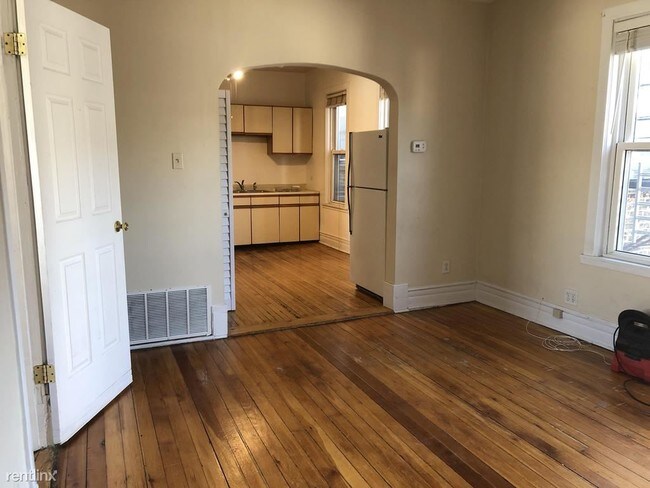 Foto del edificio - 2130 N Damen Ave