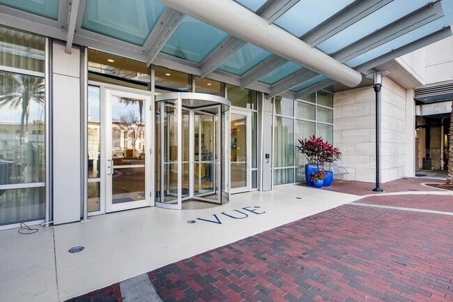 Photo - 150 E Robinson St Apartment