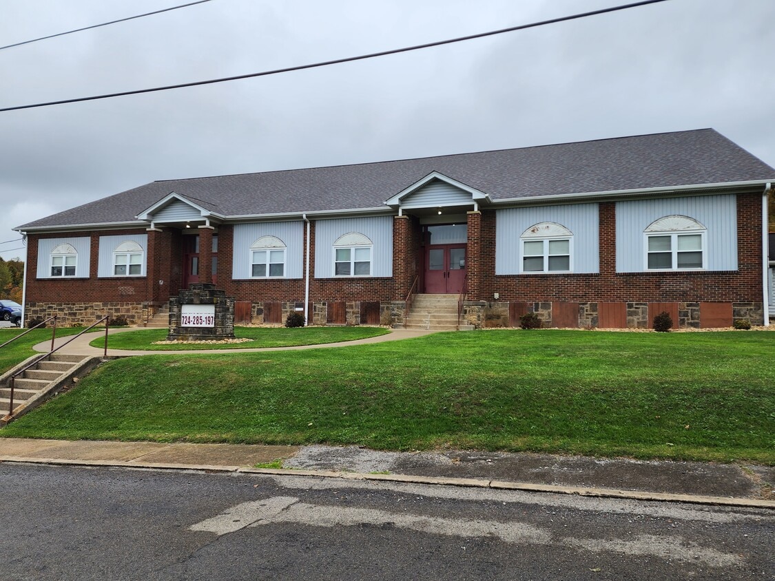 1110 Madison Ave Unit 3, East Butler, PA 16029 Apartments in East