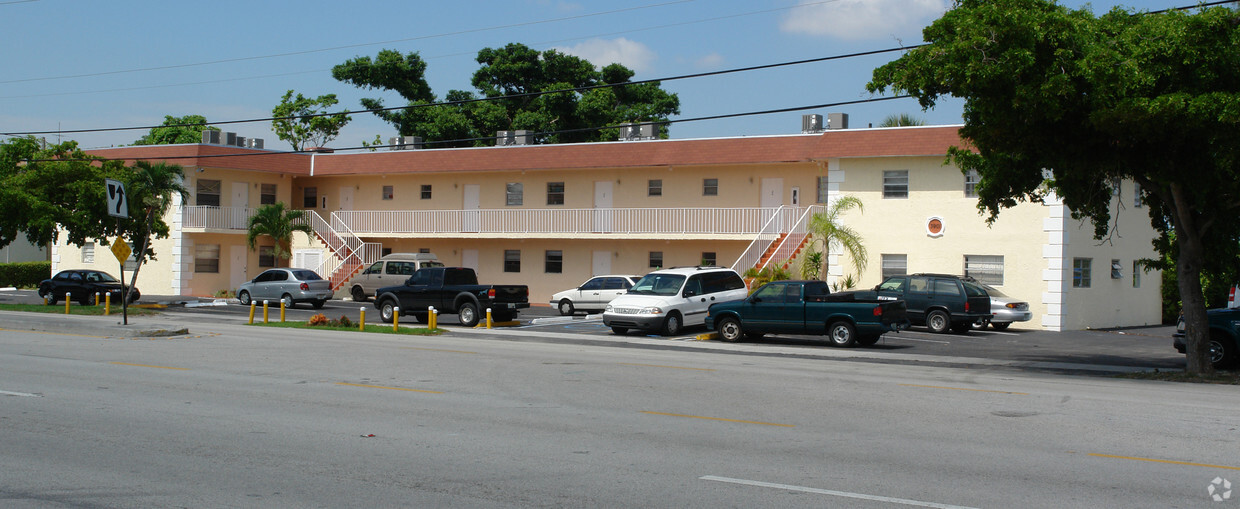 Primary Photo - Crystal Meadow Apartments