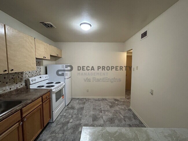Foto del edificio - 5252 Bischoff Ave