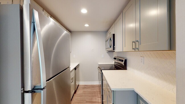 Interior Photo - Garrison Square