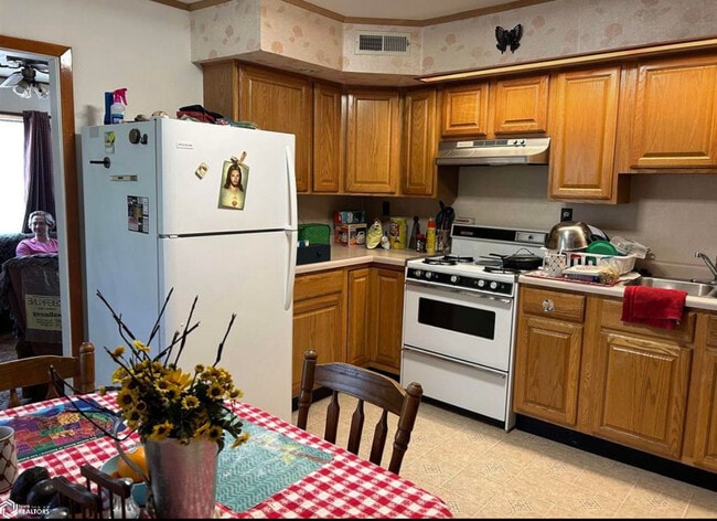 Foto del edificio - 2602 Flint Hills Dr