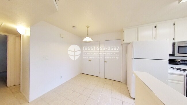 Foto del edificio - 5170 Orange Ave