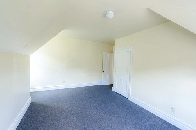 Master Bedroom - 6347 Marchand St