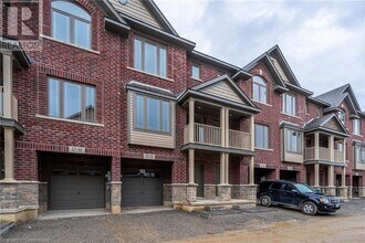 Building Photo - 19 Picardy Dr