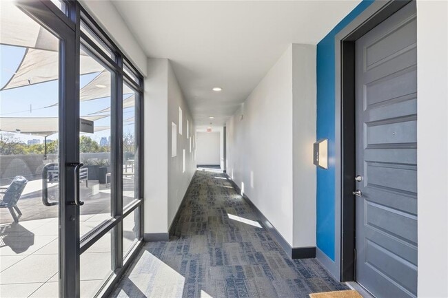 Foto del edificio - 2213 Poquito St