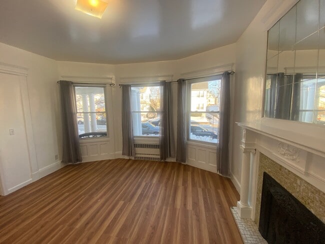 Building Photo - 29 High St