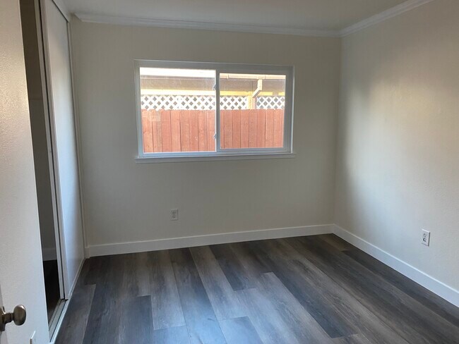 Building Photo - 14092 Utt Dr
